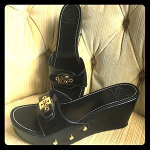 Tory Burch Rosie black wedge sandals size 9M