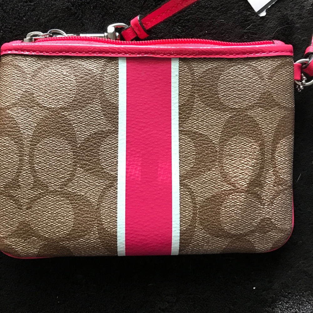 Coach PVC wristlet - Picture 3 of 3