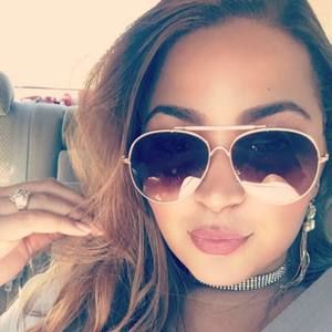 Meet your Posher, Candice