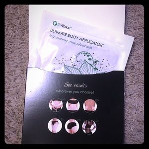 It Works Ultimate Body 6 unused Applicators