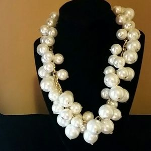 Faux pearl necklace,
