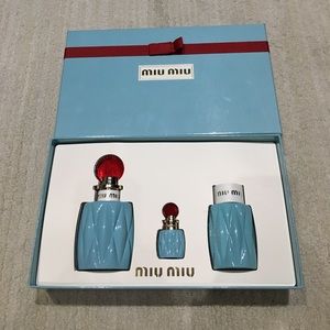The first Miu Miu fragrances 3 piece gift set