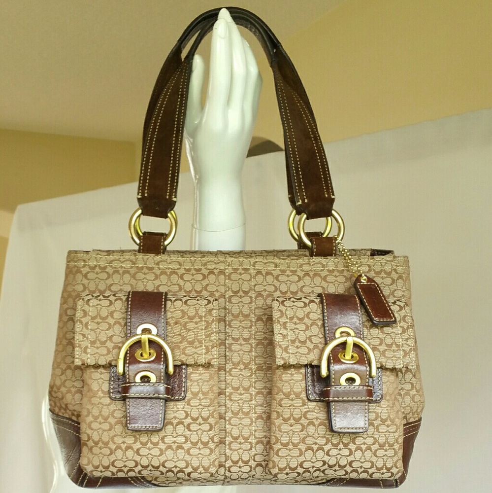 Coach Signature Shoulder Bag