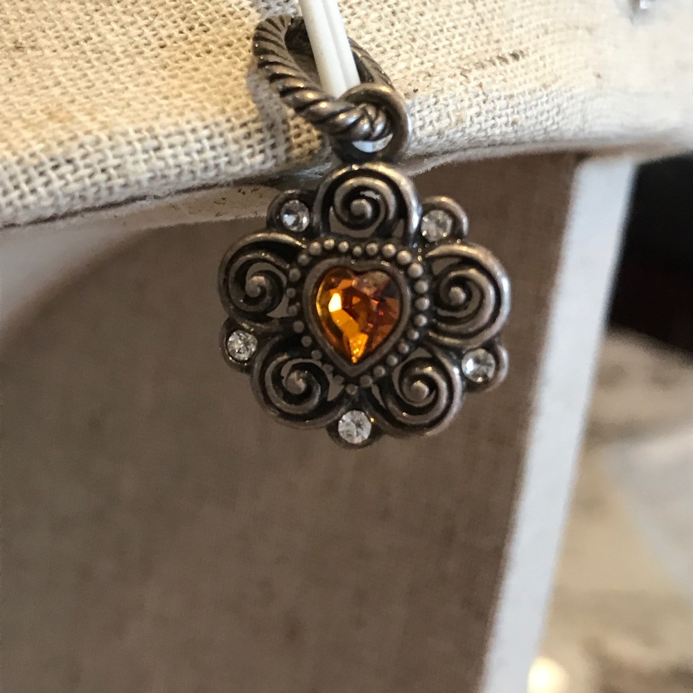 Flower heart charm