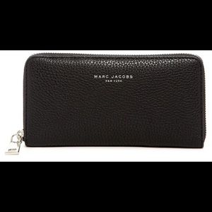 Marc Jacobs wallet
