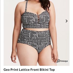 Torrid Geo Print Bikini Top - NWT