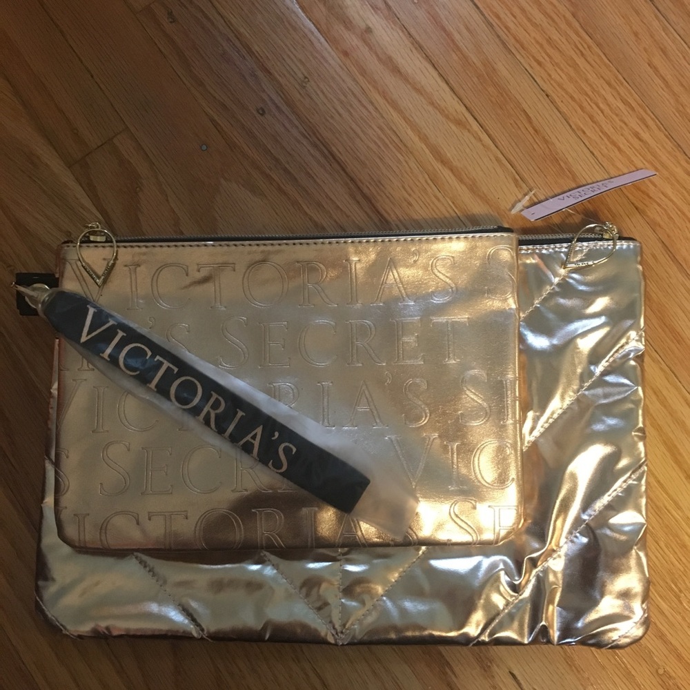 BNWT Victoria Secret Clutch set