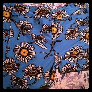Lularoe TC daisy leggings