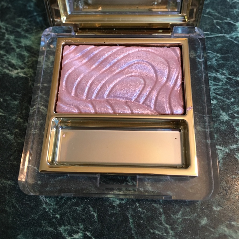Estée Lauder, cyber pink single shadow