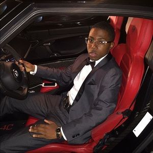 Meet your Posher, Peter