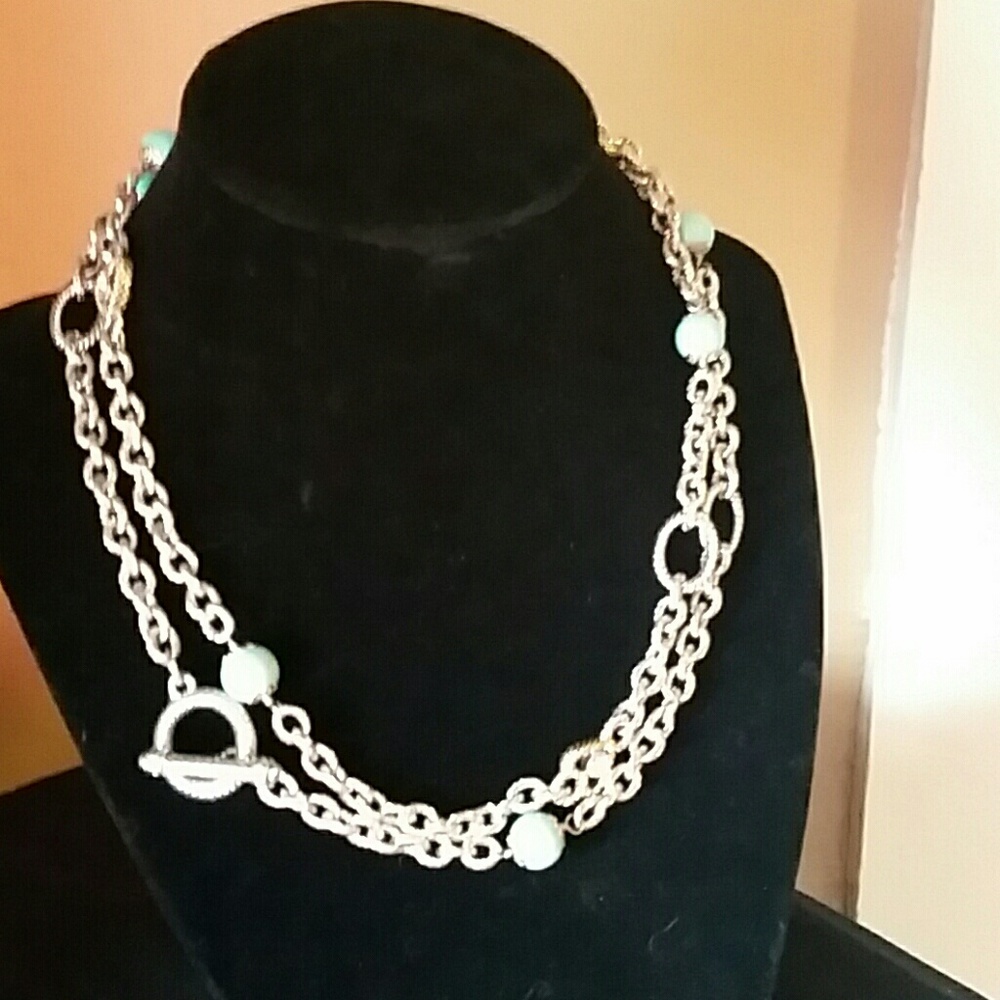 Silver tone turquoise necklace