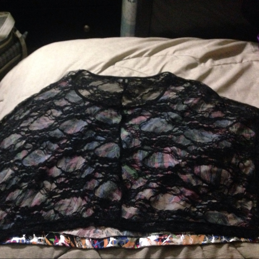 Mesh cropped top - Picture 2 of 2