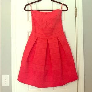 EXPRESS Bandage Dress - Strapless