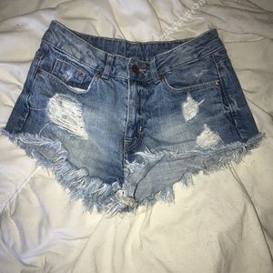 High wasted shorts