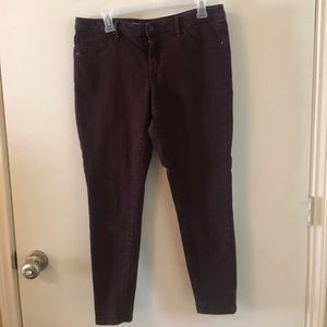 Burgundy skinny jeans