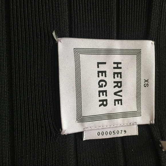 Timeless Herve Leger LBD w original garment bag - Picture 4 of 5