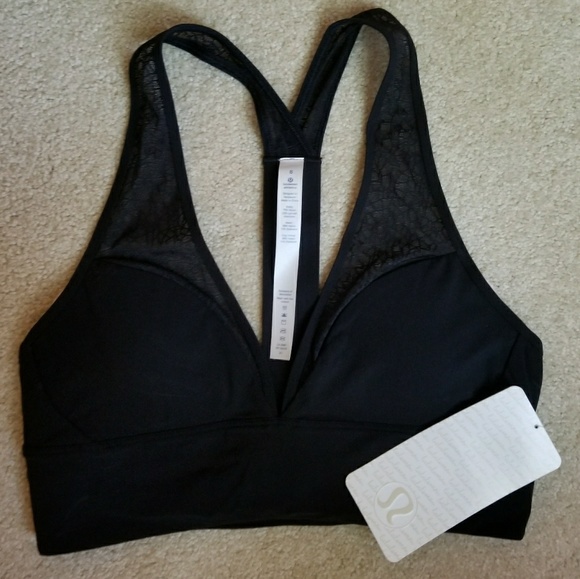 New Lululemon Twist and Train Bra - Picture 4 of 7