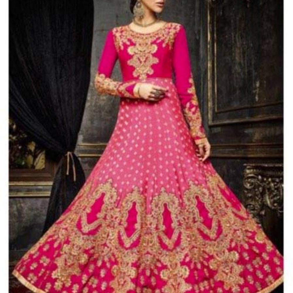 Enamoring Silk Party Wear Anarkali Style Suit