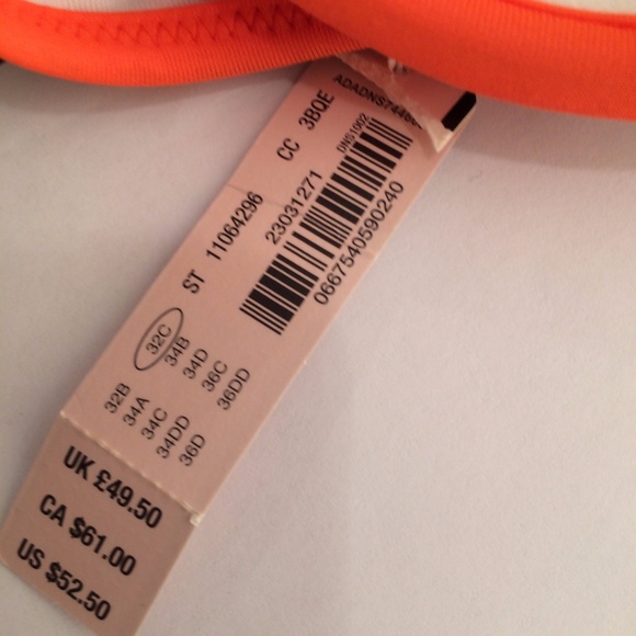 Victoria's Secret Fabulous Black Pebble Bikini Top - Picture 3 of 5