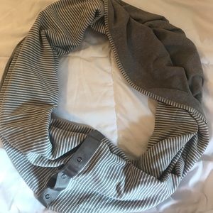 Lululemon gray striped reversible infinity scarf