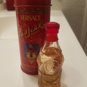 Versace 7.5ml red jeans eau de toilette