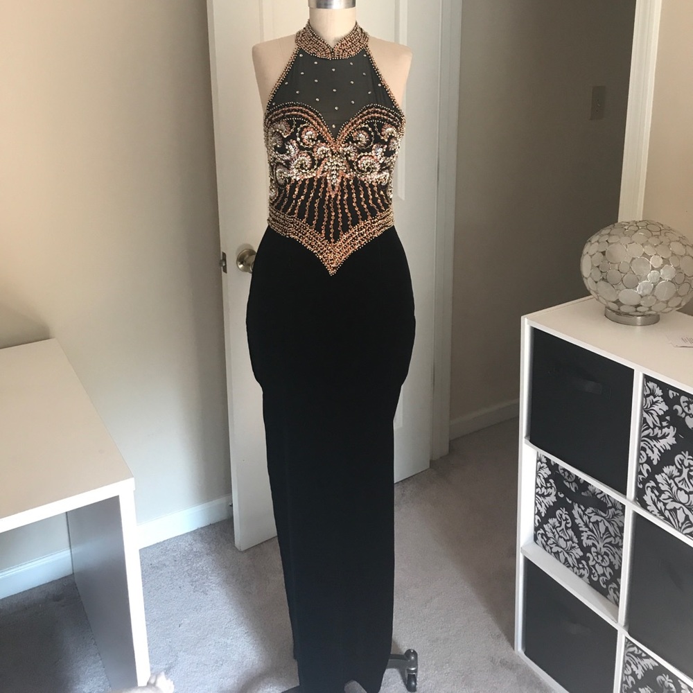 VINTAGE LEGENDS velvet prom dress