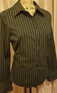 Long sleeve pin stripe w/ flooded cuff