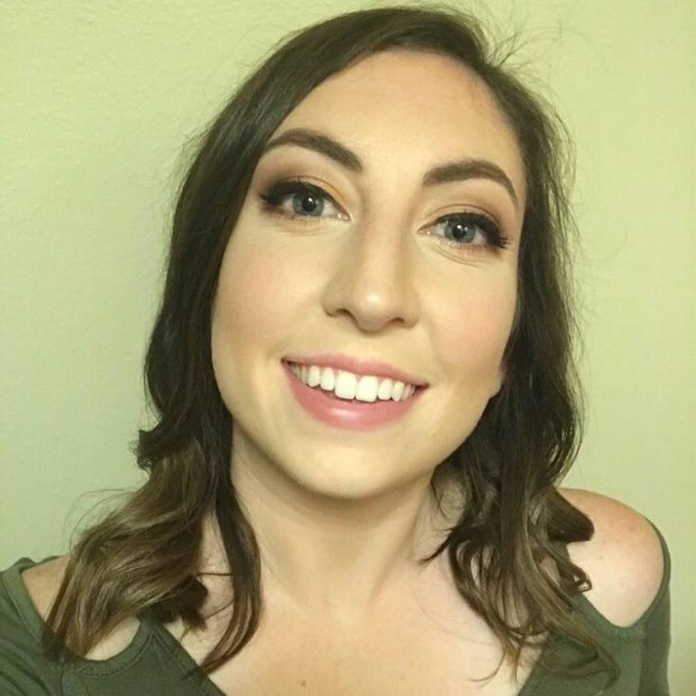 Meet your Posher, Carolyn