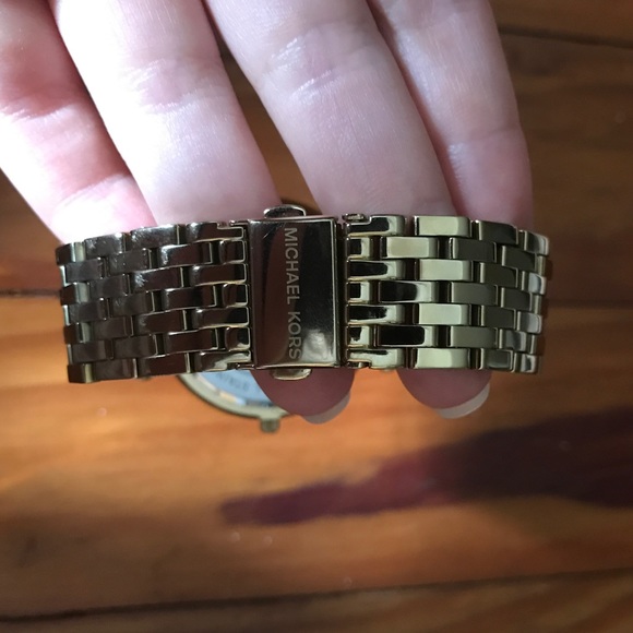 Gold Michael Kors Watch - Picture 2 of 4