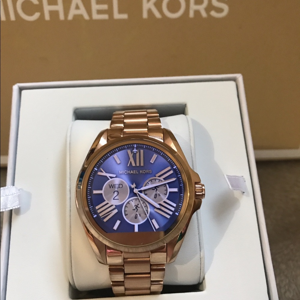 Rose Gold-Tone Smartwatch - Picture 5 of 6