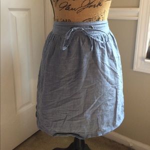 Cute chambray skirt!