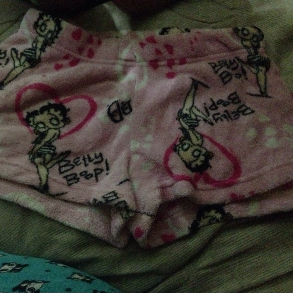 Shorts - Picture 2 of 2