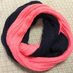 NWT GAP infinity scarf