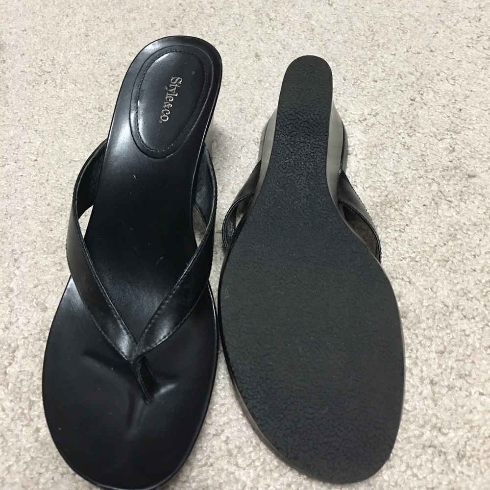 Shoes - Picture 3 of 3