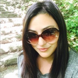 Meet your Posher, Natalia