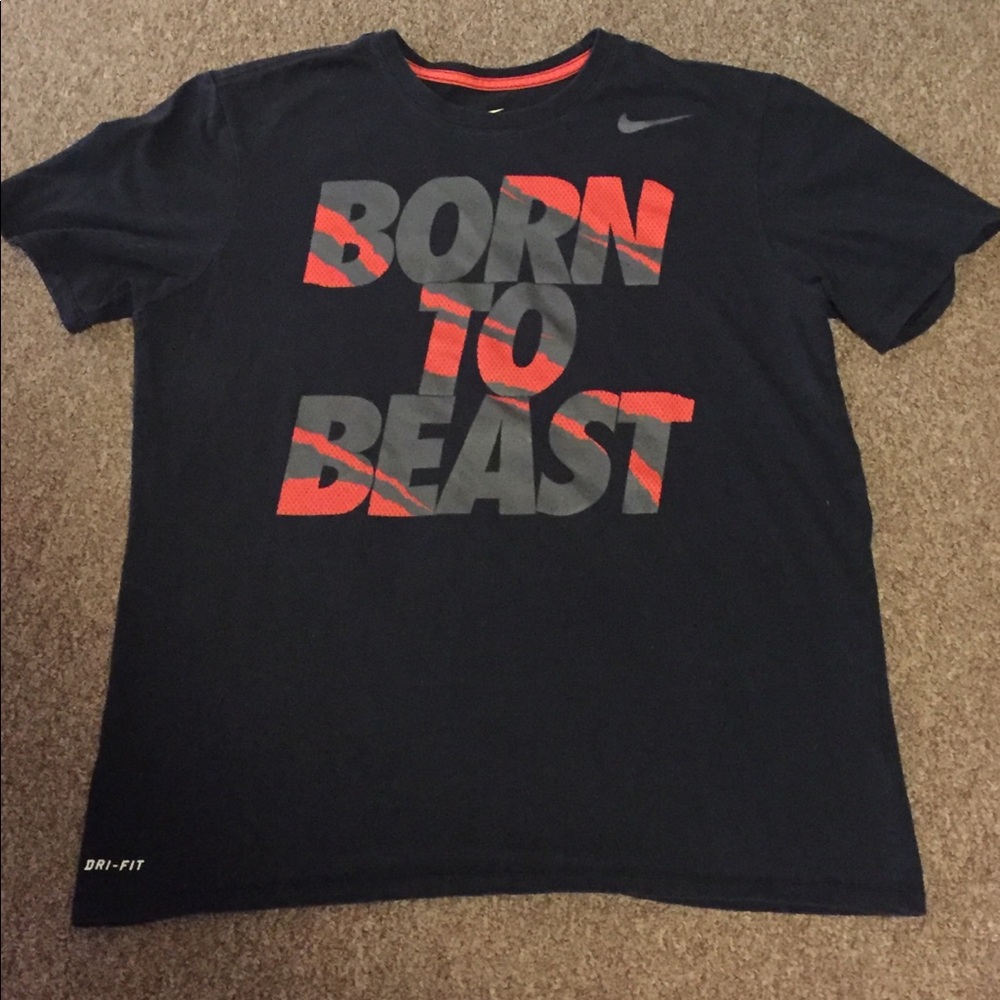 Nike T-Shirt