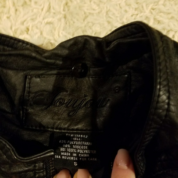 Faux leather jacket - Picture 4 of 8