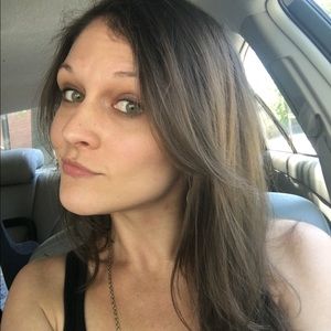 Meet your Posher, Katelyn