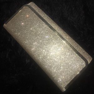 Gold sparkly clutch