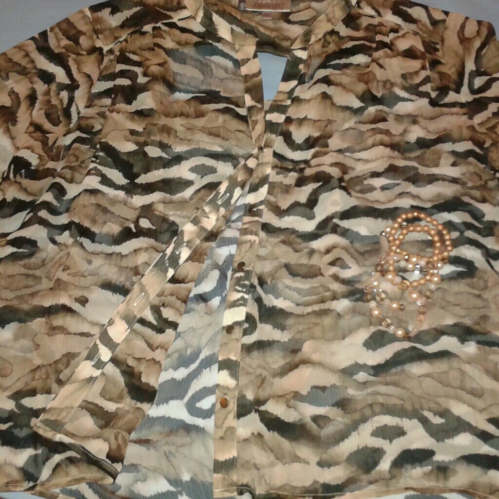 Jennifer Lopez Blouse - Picture 7 of 7