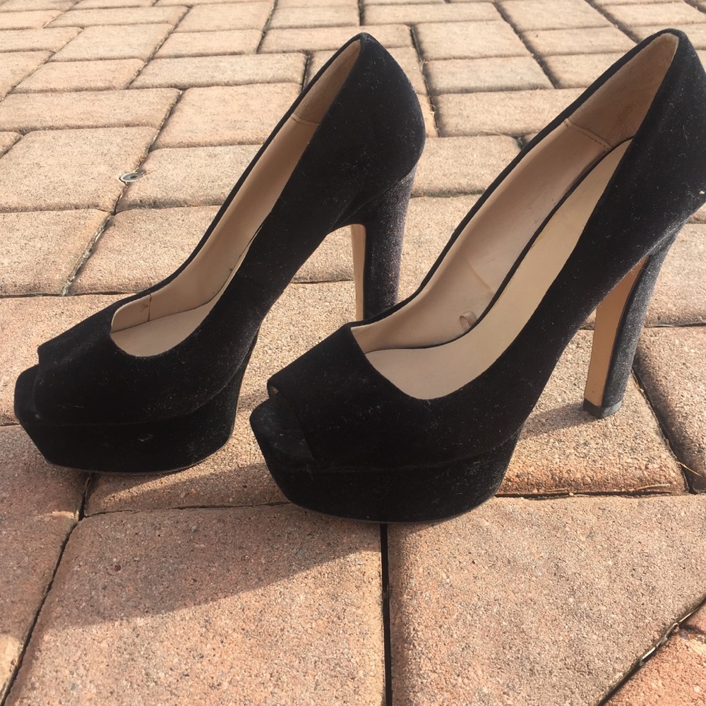 ZARA Velvet Pump Heels