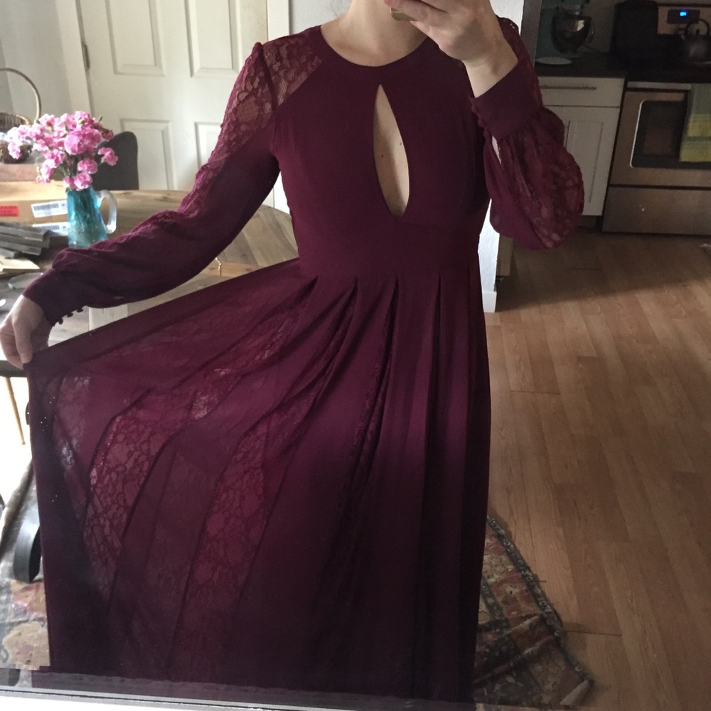 Lulus Long Burgundy Maxi with Lace Sleeves