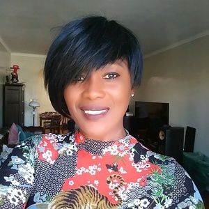 Meet your Posher, Suzette