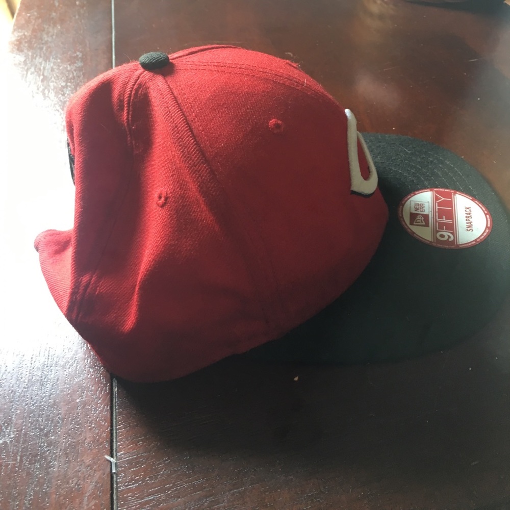 Cincinnati Reds Snap Back - Picture 2 of 3