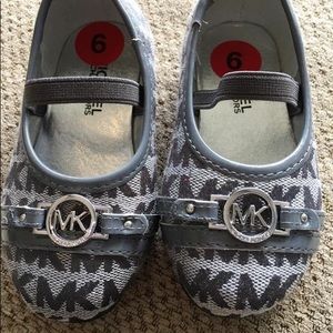 Michael Kors Toddler Size 6