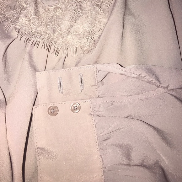 Pale pink purple colored blouse - Picture 5 of 5