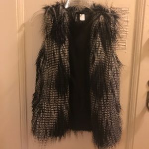 Fur vest