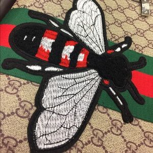 Meet your Posher, Wayne