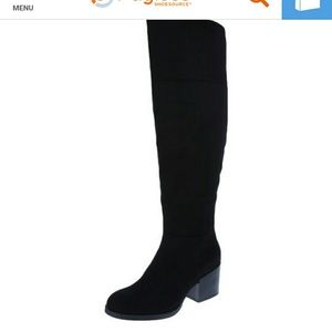 Black tall boots 7.5 final price