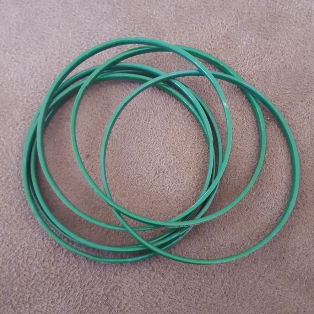 Green glitter bangle set